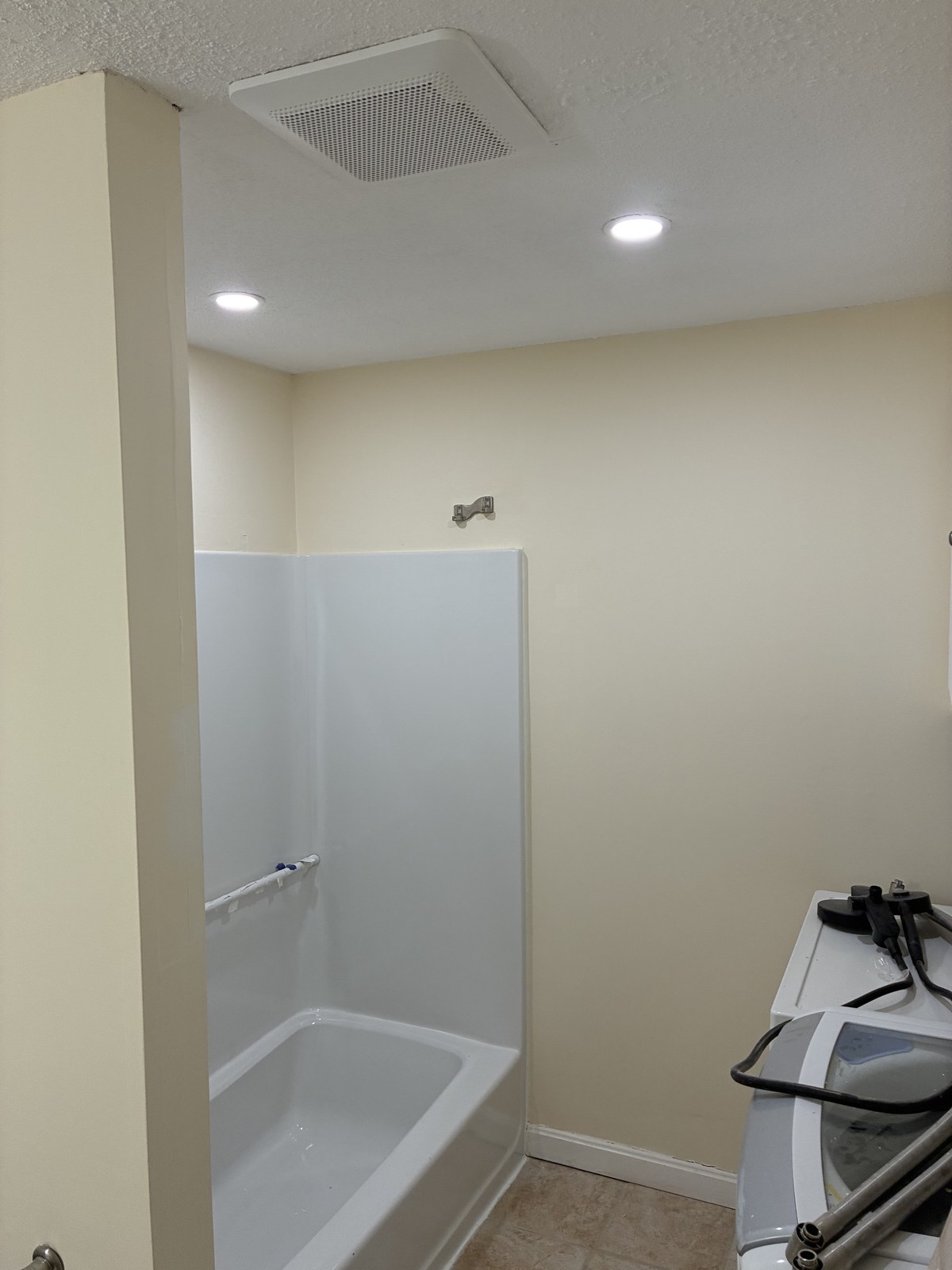 Bathroom recessed lighting